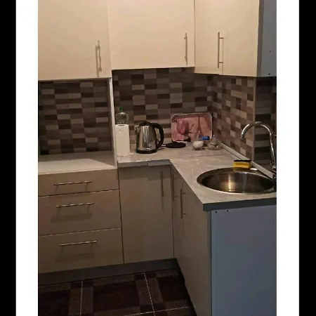 Ajla Apartamento *